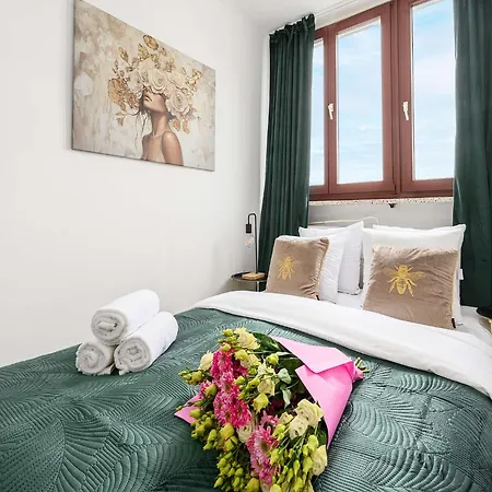 Апартаменти Center Flat For Families *
